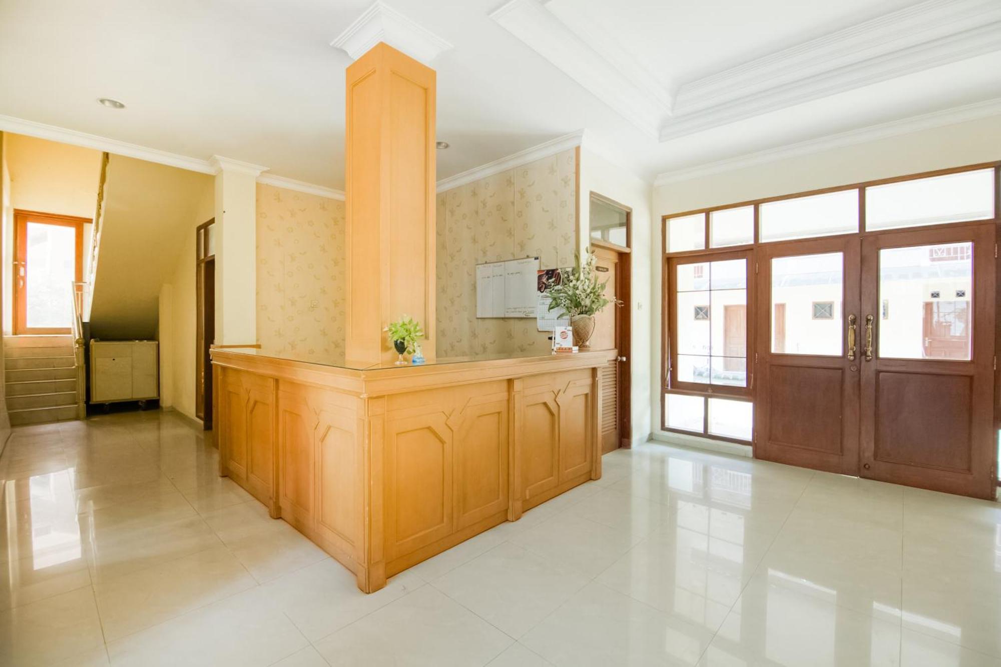 Wisma Langen Werdhasih Semarang Exterior foto